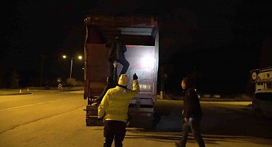 Burdur'da şap karantinasındaki küpesiz hayvan taşıyan besiciye 400 bin lira ceza