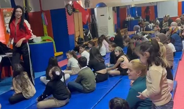 Burhaniye'de anne ve çocukları sporda buluştu