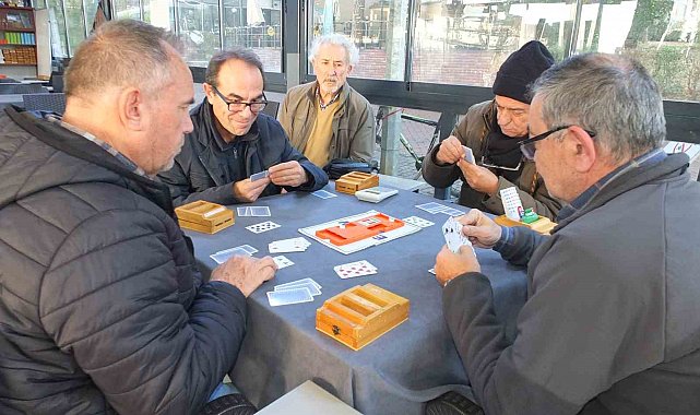 Burhaniye'de Briç Federasyon Turnuvası düzenlendi