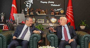 Bursa Büyükşehir Belediye Başkanı Bozbey'den Genel Başkan Özel'e ziyaret