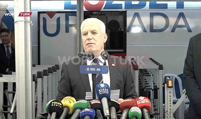 Bursa Büyükşehir Belediye Başkanı Bozbey'e saldırı girişimi kameralara yansıdı