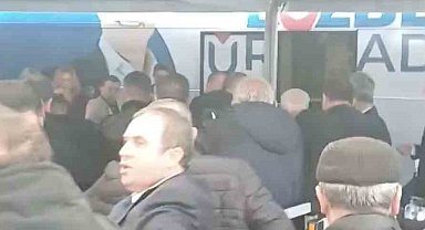 Bursa Büyükşehir Belediye Başkanı Mustafa Bozbey'e saldırı girişimi