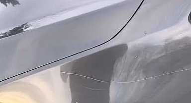 Bursa'da araçlara saldırı güvenlik kamerasına yansıdı