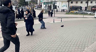 Bursa'da kuvvetli rüzgâr etkisini artırdı