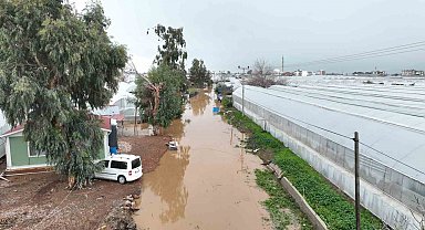 Büyükşehir, yağıştan etkilenen 3 ilçe için hasar tespit çalışması başlattı