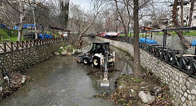 Büyükşehir'den Misi'de dere ve çevre temizliği