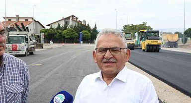 Büyükşehirden ulaşıma 1 milyar TL'yi aşan dev sıcak asfalt yatırımı