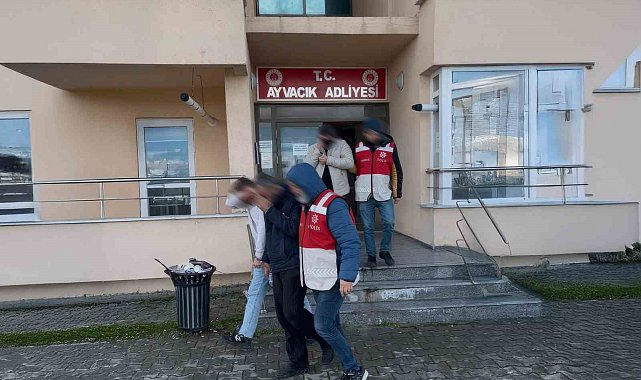 Çanakkale'de 28 kaçak göçmen yakalandı