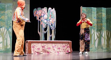 Çayırova'da çocuklar ara tatili tiyatroyla değerlendiriyor