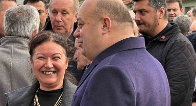 Cenazede dikkat çeken rahatlık: Başkanın kahkahaları tepki çekti