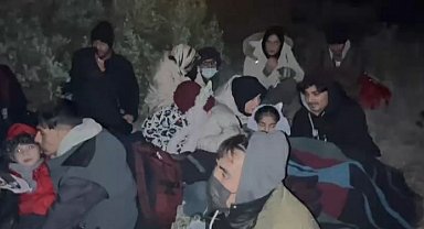 Çeşme'de 25 düzensiz göçmen yakalandı