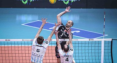 CEV Şampiyonlar Ligi: Halkbank: 2 - Knack Roeselare: 3