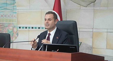 CHP'li Akın'dan "AK Parti'ye geçiyor" iddialarına cevap