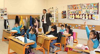 Cizre Milli Eğitim Müdürü okullarda incelemelerde bulundu