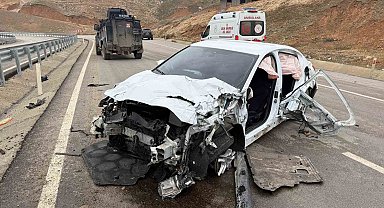 Cizre'de trafik kazası: 5 yaralı