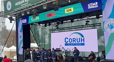 Çoruh EDAŞ, Rize ve Trabzon'daki kış festivallerinde kesintisiz enerji için sahadaydı