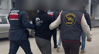 Çorum'da "boş evlere dadanan hırsızlara JASAT'tan operasyon: 2 tutuklama