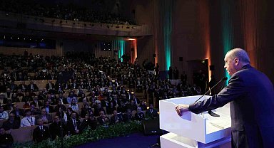 Cumhurbaşkanı Erdoğan: "Gazze'ye konteyner gönderelim diyoruz; ancak Netanyahu denilen bu zalim bu çağrılara asla kulak asmıyor"