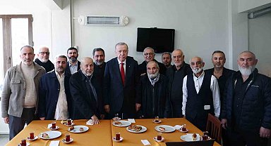 Cumhurbaşkanı Erdoğan spor kulübünü ziyaret etti