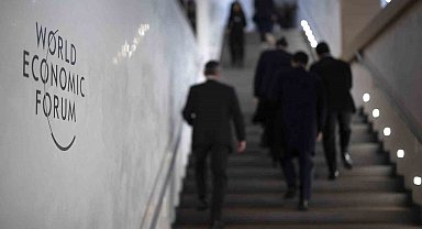Davos'taki zirveye sarsılan dünya düzeni damga vuruyor