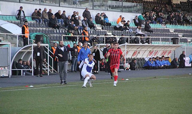 Denizli İdman Yurdunda teknik heyet görevi bıraktı