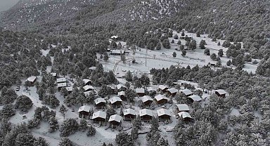 Denizli teleferikte yeni dönem kar manzarasıyla başlıyor