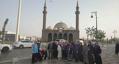 Denizli umre kafilesi Medine'de manevi dolu bir gün yaşadı