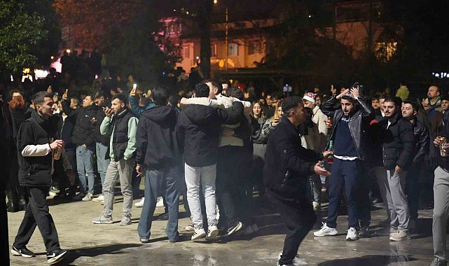 Denizli'de yılbaşı kutlamaları sakin geçti