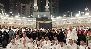 Denizlili umreciler kutsal topraklardaki ziyaretlerini sürdürüyor