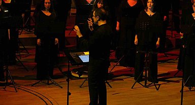 Devlet Çoksesli Korosu'ndan 'Aurora' Konseri