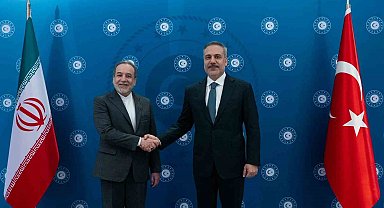 Dışişleri Bakanı Hakan Fidan, İranlı mevkidaşı Arakçi ile bir araya geldi