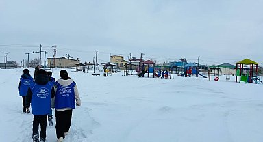 Diyadin'de gençlerden sokak hayvanlarına anlamlı destek