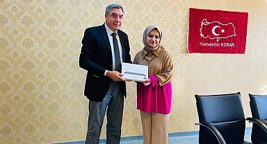 Diyadin'de gençlere tablet desteği