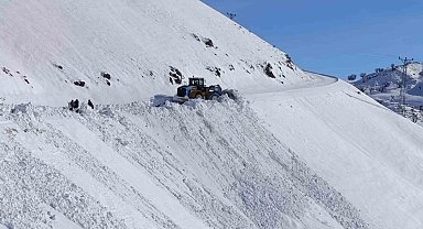 Diyarbakır'da kırsal mahallelerde 2 bin 622 kilometre yol ulaşıma açıldı