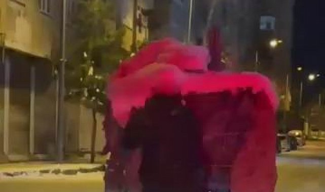 Diyarbakır'da polisten yürekleri ısıtan görüntü