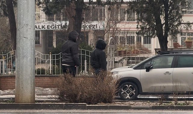 Diyarbakır'da sağanak yağış hayatı olumsuz etkiledi