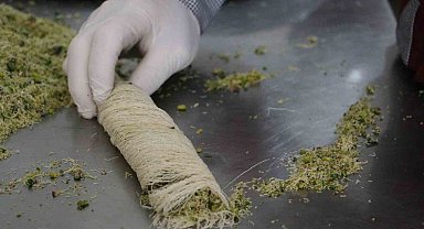 Diyarbakır'ın en ünlü tatlıcısı, bir yıl da 40 tona yakın tatlı sattı