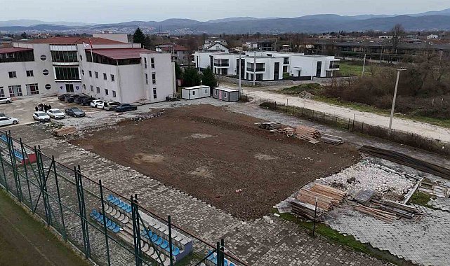 Düzce Belediyesi'nin spor yatırımları hız kesmiyor