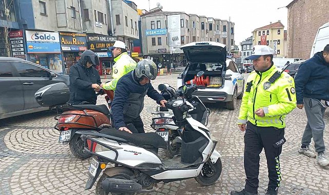 Edirne'de motosiklet sürücülerine trafik denetimi