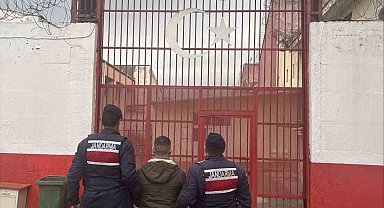 Efeler'de 22 yıl hapis cezasıyla aranan şahıs yakalandı