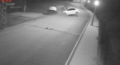 Ehliyetsiz sürücü kazaya karışmıştı anların kamera görüntüsü ortaya çıktı