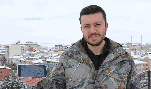 Eksi 20 derecede sürü halinde suya girdiler