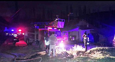 Emet'te ahşap evde çıkan yangın büyümeden söndürüldü