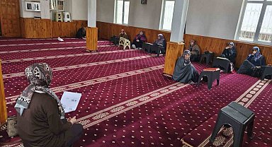 Emet'te "Şiddetin Türleri ve Sosyal Hizmetlerin Çalışmaları" konulu bilgilendirme etkinliği