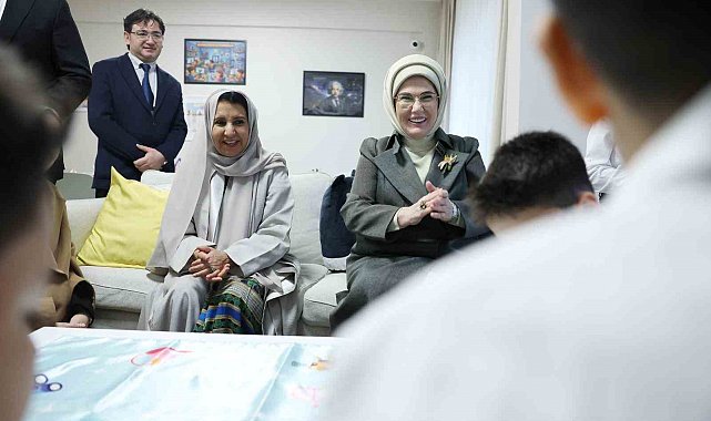 Emine Erdoğan: "Gazze'de iki senede 54 bine yakın çocuk yetim kaldı"