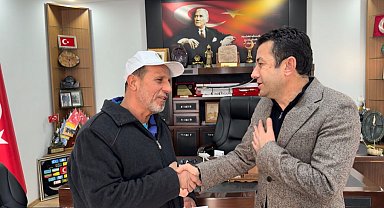 Engelli vatandaşın kaybettiği parayı bulan belediye personeli ödüllendirildi