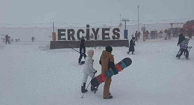 Erciyes'te kar kalınlığı 130 santime ulaştı