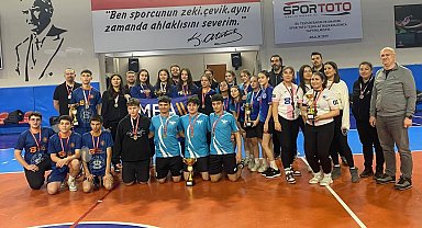 Eskişehir'de badminton heyecanı sona erdi
