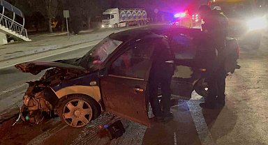 Eskişehir'de feci kaza: 1'i ağır 2 yaralı