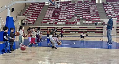 Eskişehirli miniklerin spor keyfi